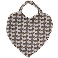 Pattern 161 Giant Heart Shaped Tote by GardenOfOphir