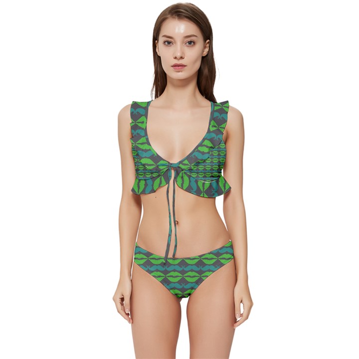 Pattern 179 Low Cut Ruffle Edge Bikini Set