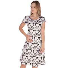 Pattern 193 Classic Short Sleeve Dress by GardenOfOphir