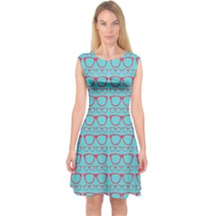 Pattern 195 Capsleeve Midi Dress by GardenOfOphir