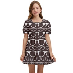 Pattern 201 Kids  Short Sleeve Dolly Dress by GardenOfOphir