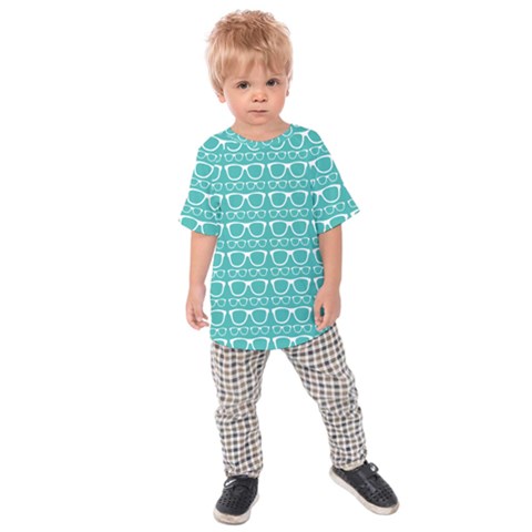 Pattern 206 Kids  Raglan Tee by GardenOfOphir