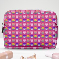 Pattern 211 Make Up Pouch (medium) by GardenOfOphir