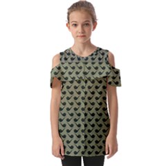 Pattern 266 Fold Over Open Sleeve Top by GardenOfOphir