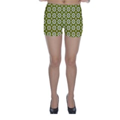 Pattern 297 Skinny Shorts by GardenOfOphir