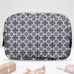 Pattern 301 Make Up Pouch (small) by GardenOfOphir