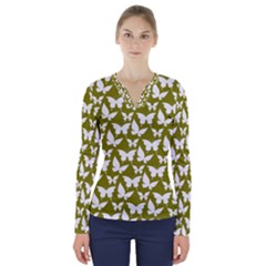 Pattern 325 V-neck Long Sleeve Top by GardenOfOphir