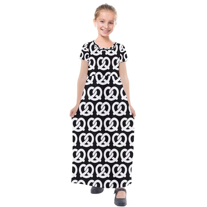 Black And White Pretzel Illustrations Pattern Kids  Short Sleeve Maxi Dress