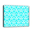 Aqua Pretzel Illustrations Pattern Canvas 10  x 8  (Stretched) View1