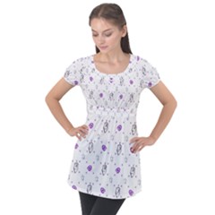 Background Hexagram Spiral Puff Sleeve Tunic Top