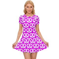 Pink Pretzel Illustrations Pattern Women s Sports Wear Set by GardenOfOphir