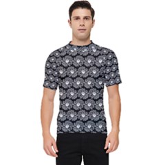 Black And White Gerbera Daisy Vector Tile Pattern Men s Short Sleeve Rash Guard by GardenOfOphir