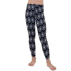 Black And White Gerbera Daisy Vector Tile Pattern Kids  Lightweight Velour Leggings