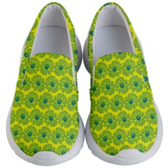 Gerbera Daisy Vector Tile Pattern Kids Lightweight Slip Ons by GardenOfOphir