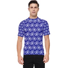 Gerbera Daisy Vector Tile Pattern Men s Short Sleeve Rash Guard by GardenOfOphir