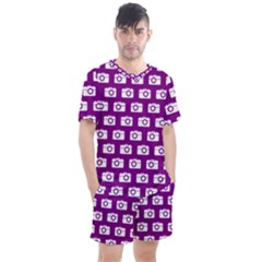 Modern Chic Vector Camera Illustration Pattern Men s Mesh Tee And Shorts Set