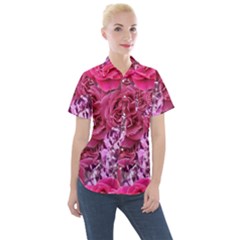 Roses Pink Tourmaline Seamless Women s Short Sleeve Pocket Shirt