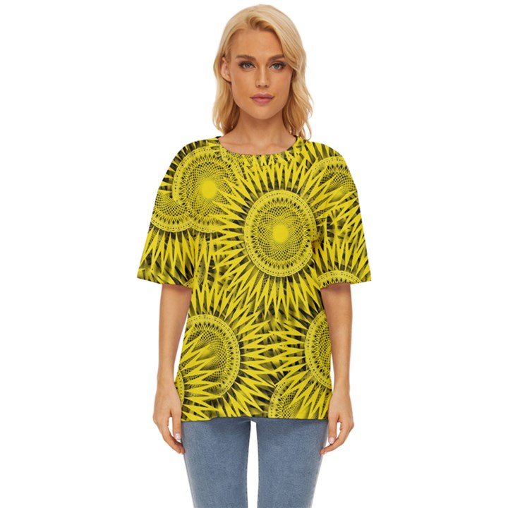 Abstract Sun Pattern Yellow Background Oversized Basic Tee