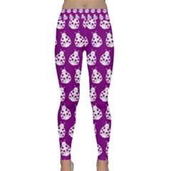 Ladybug Vector Geometric Tile Pattern Classic Yoga Leggings by GardenOfOphir