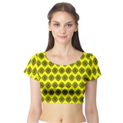 Abstract Knot Geometric Tile Pattern Short Sleeve Crop Top by GardenOfOphir