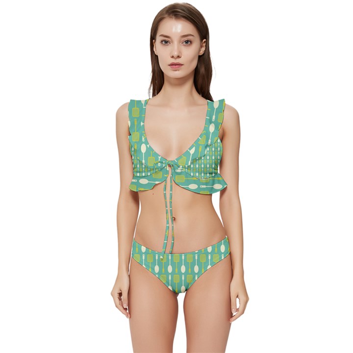 Spatula Spoon Pattern Low Cut Ruffle Edge Bikini Set