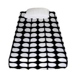 Black And White Leaf Pattern Fitted Sheet (single Size) by GardenOfOphir