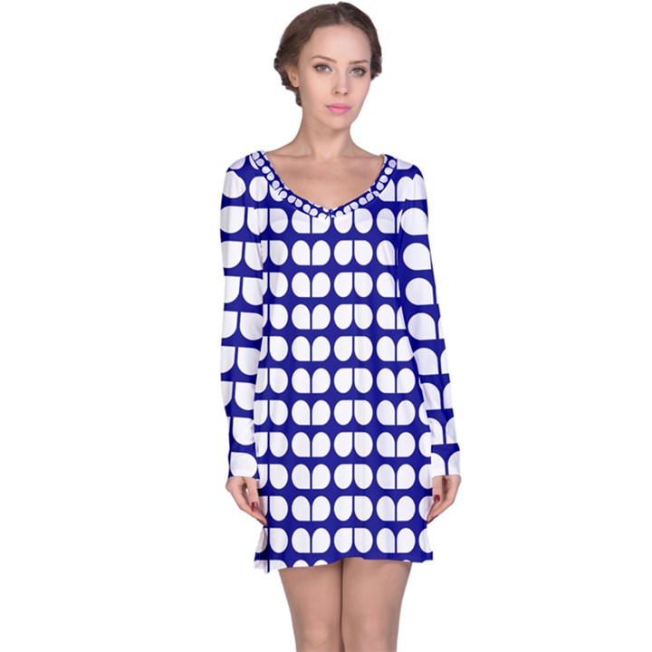 Blue And White Leaf Pattern Long Sleeve Nightdress