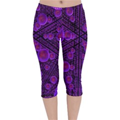 Spheres-combs-structure-regulation Velvet Capri Leggings 