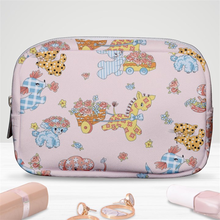 mohanad fa Make Up Pouch (Small)