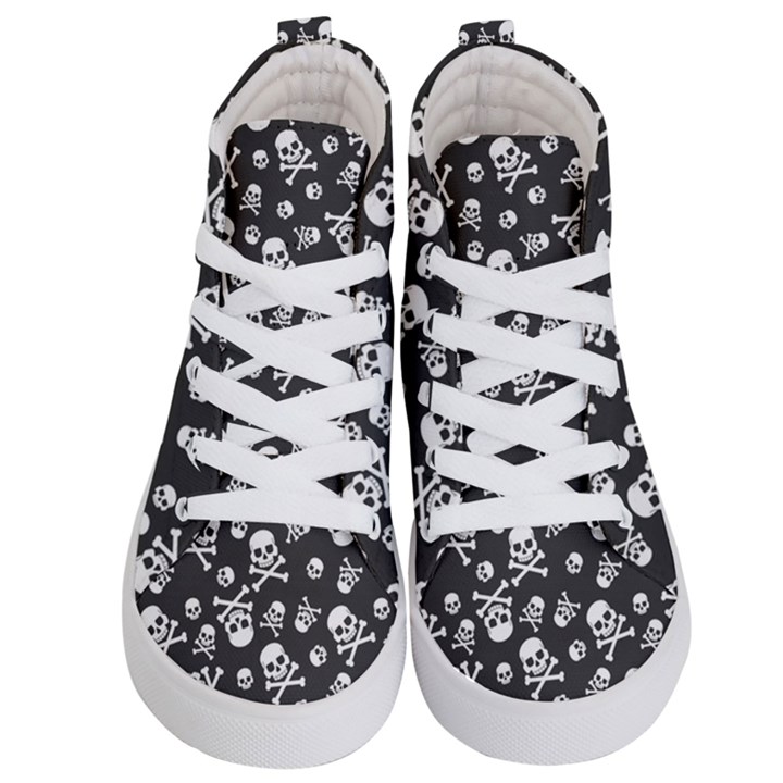 Skull-crossbones-seamless-pattern-holiday-halloween-wallpaper-wrapping-packing-backdrop Kids  Hi-Top Skate Sneakers