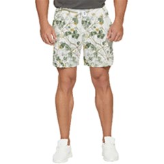 Leaves-142 Men s Runner Shorts