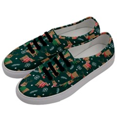 Cute Christmas Pattern Doodle Men s Classic Low Top Sneakers by Semog4