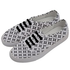 Star-curved-pattern-monochrome Men s Classic Low Top Sneakers by Semog4