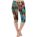 Diamond Shapes Pattern Lightweight Velour Cropped Yoga Leggings View1