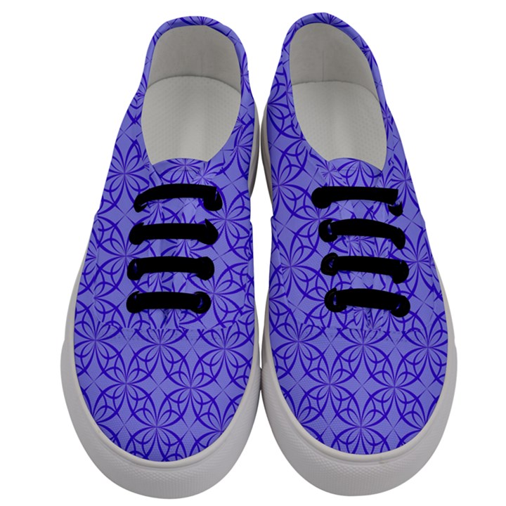 Decor Pattern Blue Curved Line Men s Classic Low Top Sneakers