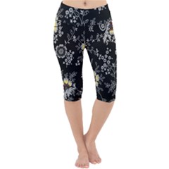 White And Yellow Floral And Paisley Illustration Background Lightweight Velour Cropped Yoga Leggings by Salman4z