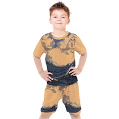 Waves Aesthetic Ocean Retro Sea Vintage Kids  Tee And Shorts Set by Salman4z