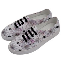 Creepy Spider Men s Classic Low Top Sneakers by Salman4z