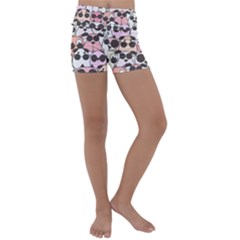 Cute-dog-seamless-pattern-background Kids  Lightweight Velour Yoga Shorts by Salman4z