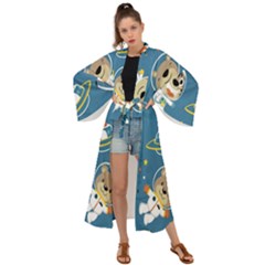 Seamless-pattern-funny-astronaut-outer-space-transportation Maxi Kimono by Salman4z