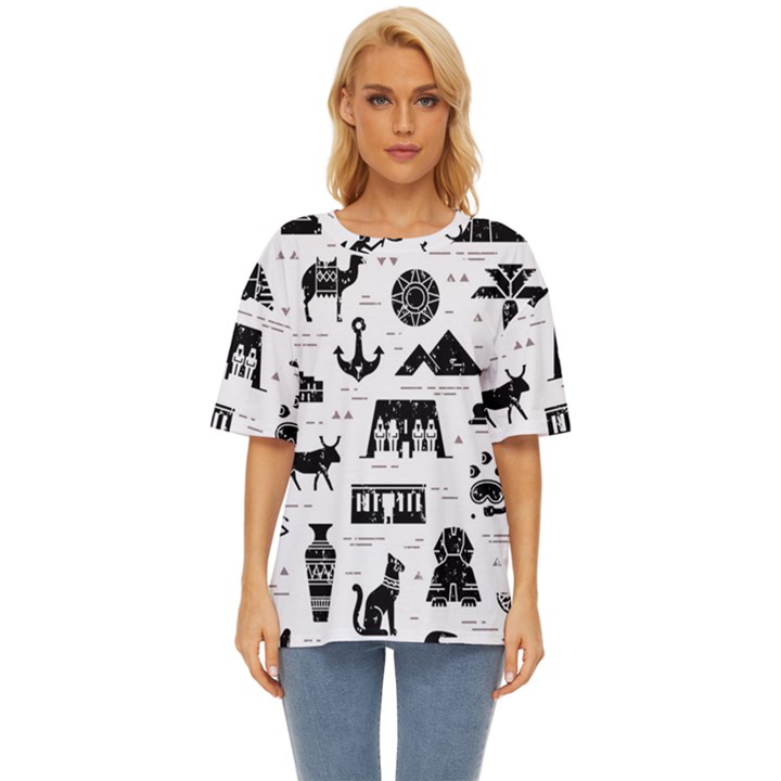 Dark-seamless-pattern-symbols-landmarks-signs-egypt --- Oversized Basic Tee