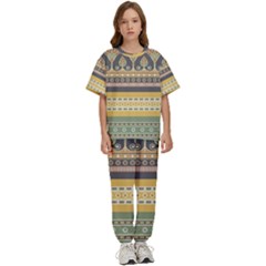 Seamless-pattern-egyptian-ornament-with-lotus-flower Kids  Tee And Pants Sports Set by Salman4z