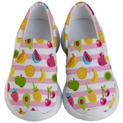 Tropical-fruits-berries-seamless-pattern Kids Lightweight Slip Ons by Salman4z