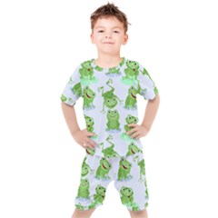 Cute-green-frogs-seamless-pattern Kids  Tee And Shorts Set by Salman4z