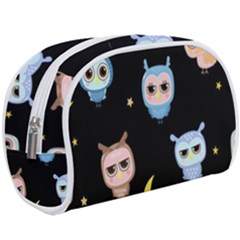 Cute-owl-doodles-with-moon-star-seamless-pattern Make Up Case (large) by Salman4z