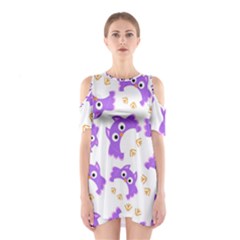 Purple-owl-pattern-background Shoulder Cutout One Piece Dress by Salman4z