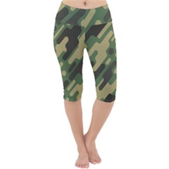 Camouflage-pattern-background Lightweight Velour Cropped Yoga Leggings by Salman4z