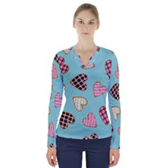 Seamless Pattern With Heart Shaped Cookies With Sugar Icing V-neck Long Sleeve Top by pakminggu