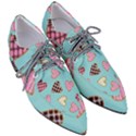 Seamless Pattern With Heart Shaped Cookies With Sugar Icing Pointed Oxford Shoes View3