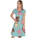 Seamless Pattern With Heart Shaped Cookies With Sugar Icing Classic Short Sleeve Dress View1